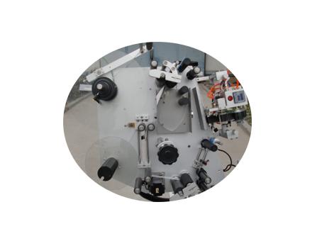 Etiketteermachine voor papieren buisjes 500 roller lag zelfklevend stoffen stickerlabel