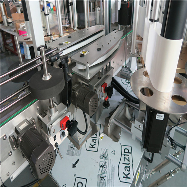 Volautomatische vierkante fles etiketteringsmachines 4000-8000 B / H capaciteit