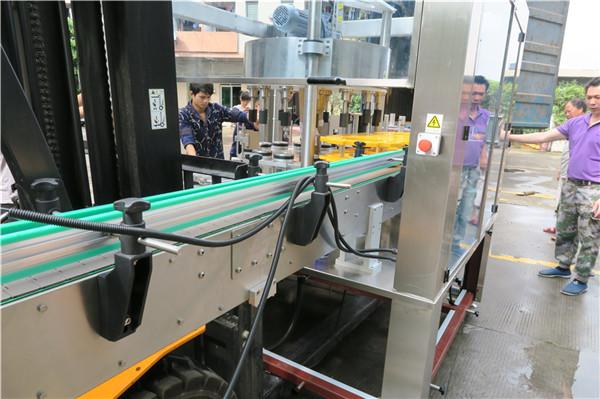 Efficiënt Flessen Roterende Sticker PLC van het Materiaal van de Etiketteringsmachine aanrakingsscherm