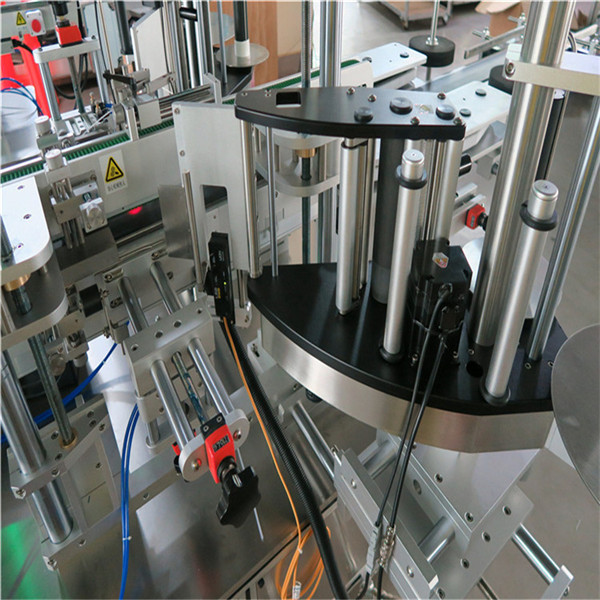 Zelfklevende Sticker Ovale Fles Etiketteringsmachine Aangepaste Voorwaarde