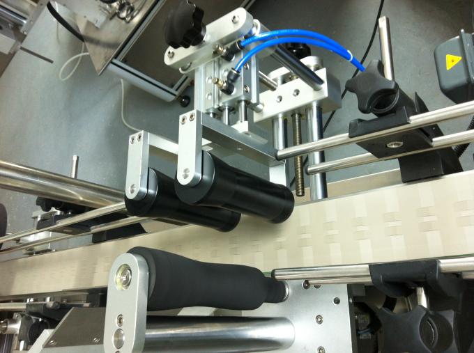 De Zelfklevende Sticker van de glasfles Etiketteringsmachine, de Etiketteringsmachine van de Glaskruik