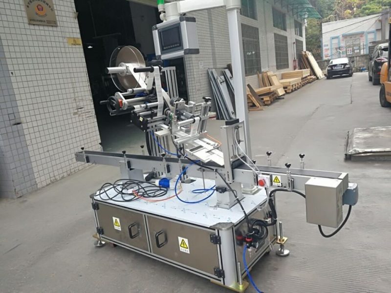 China Sticker Top Etiketteringsmachine voor Type spuitmondzak Elektrisch aangedreven leverancier